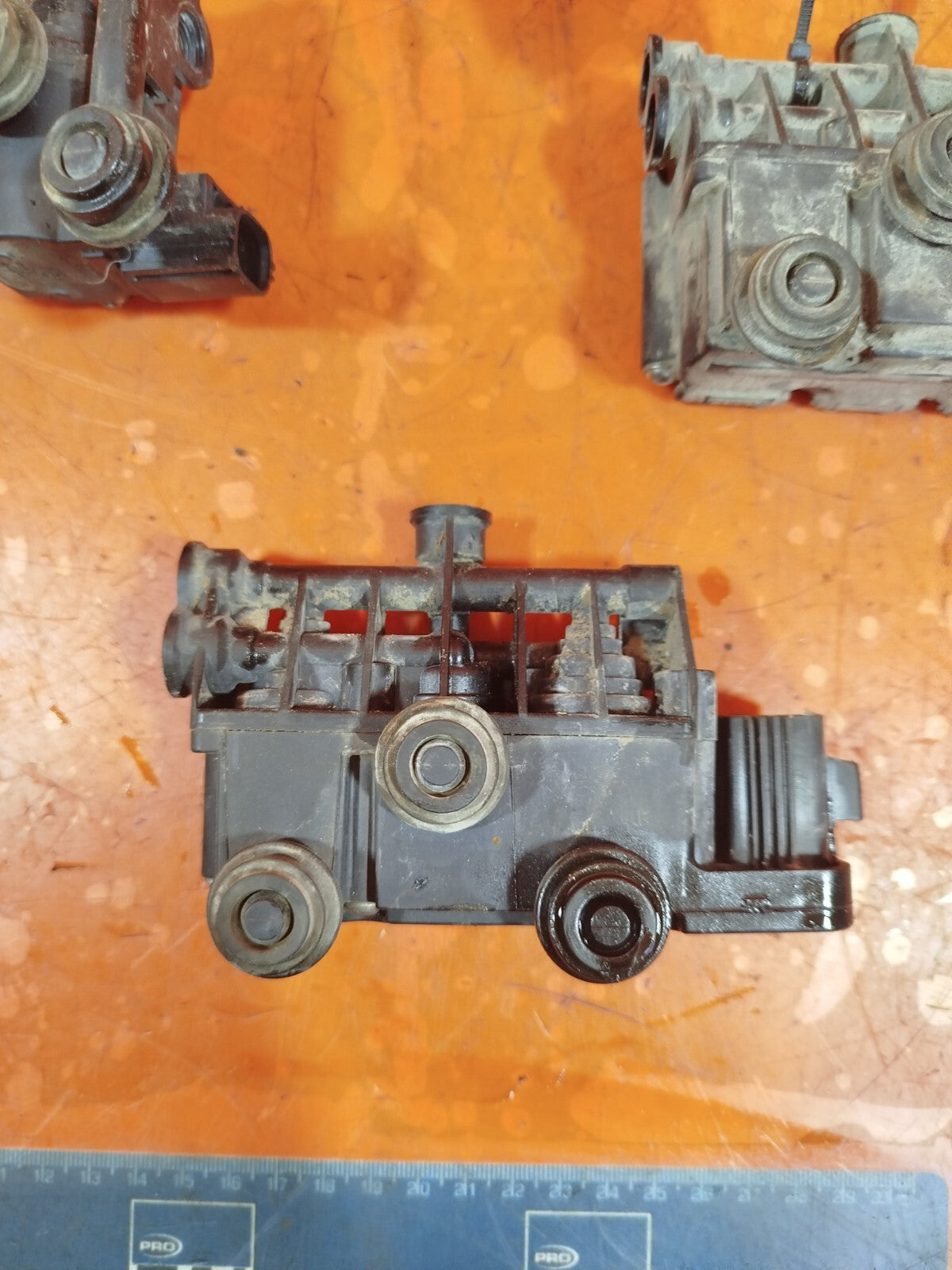 ✅2010 LAND ROVER DISCOVERY 4 L319 AIR SUSPENSION VALVE SOLENOID + WARRANTY - Image 2