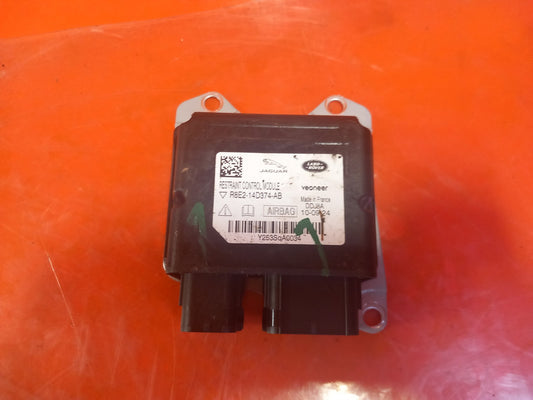 Land Rover Defender L663 3.0 Diesel 2025 ArBag Control Module R8E214D374AB A396 - Image 2