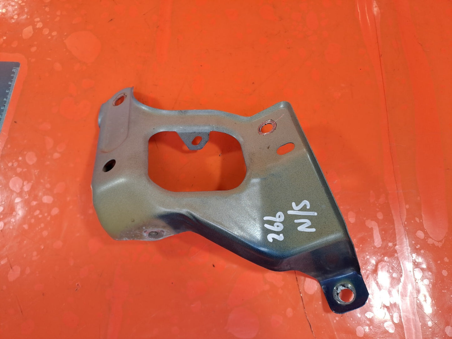 ✅2020 TESLA MODEL 3 FENDER SUPPORT BRACKET LEFT 1066017-00-D + WARRANTY A266 - Image 6