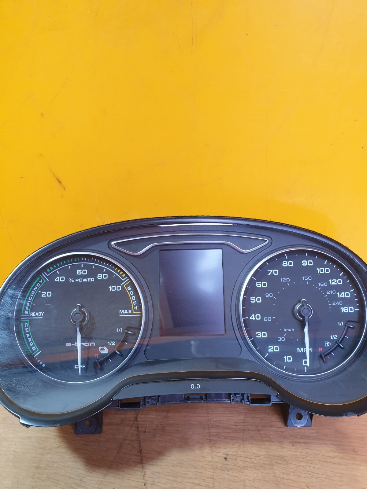✅AUDI A3 E-TRON 1.4 PETROL 2015 SPEEDOMETER INSTRUMENT CLUSTER 8V0920972E A204 - Image 2