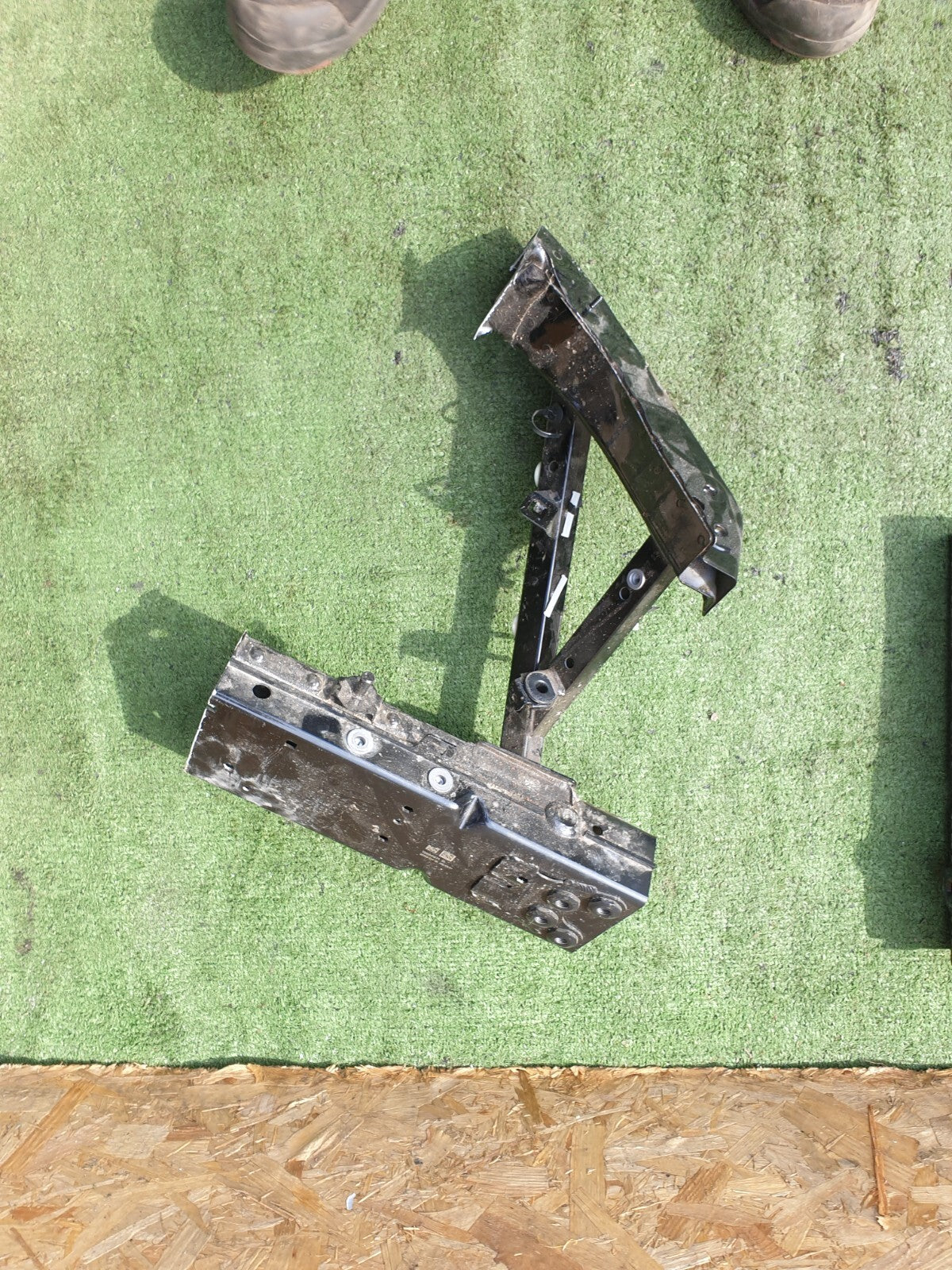 2023 BMW I4 G26 E-DRIVE 40 M SPORT CHASSIS LEG PART CUT LEFT & RIGHT A190 - Image 12