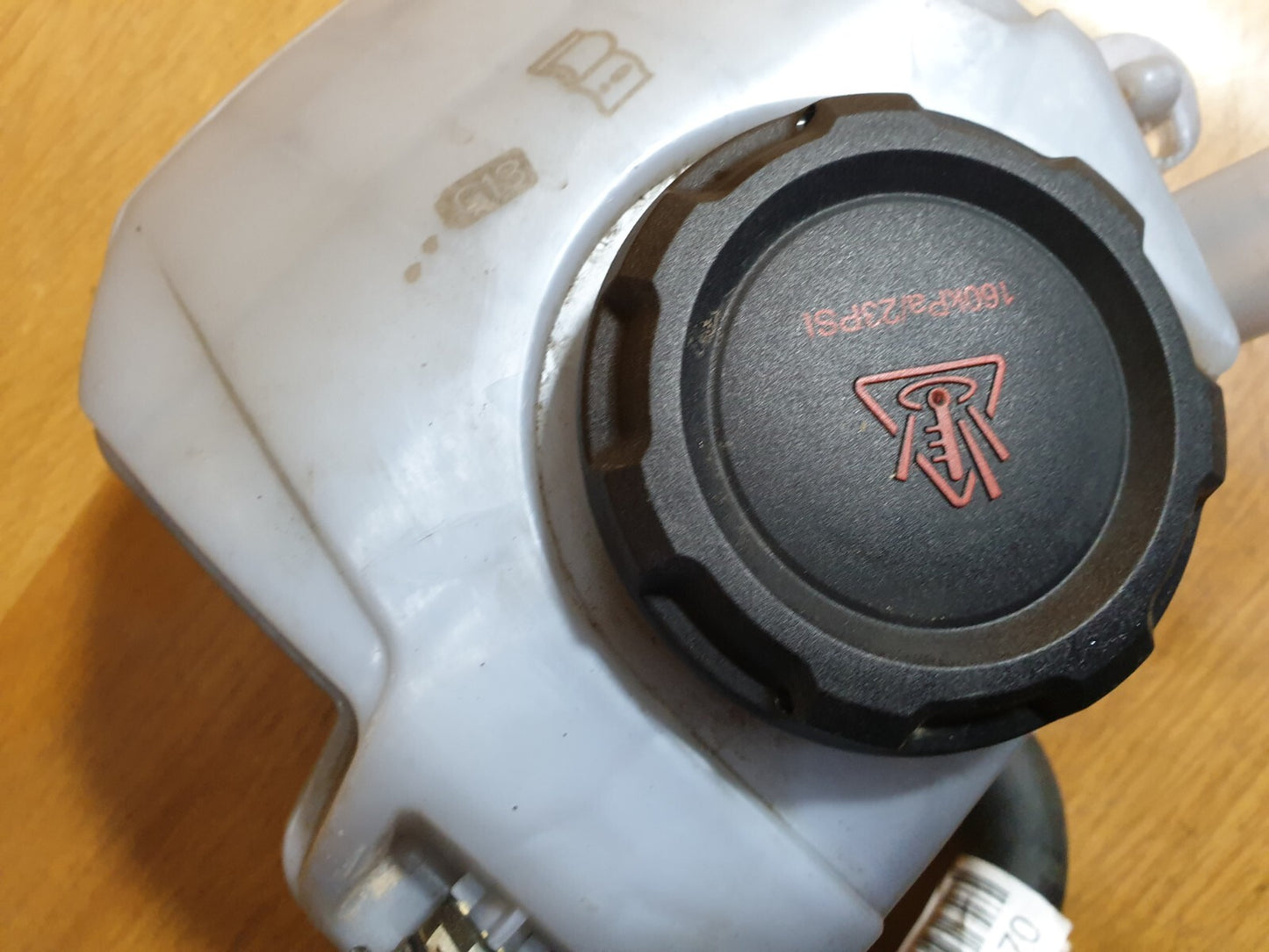 ✅AUDI A1 SPORTBACK 1.0 PETROL 2019 COOLANT BOTTLE EXPANSION TANK 2Q0121407B A130 - Image 6