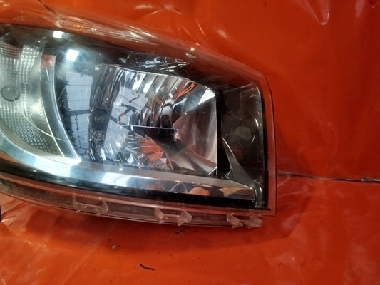 ✅2016 FIAT TALENTO 1.6D FRONT RIGHT HEADLIGHT 260104509R + WARRANTY A253 - Image 2