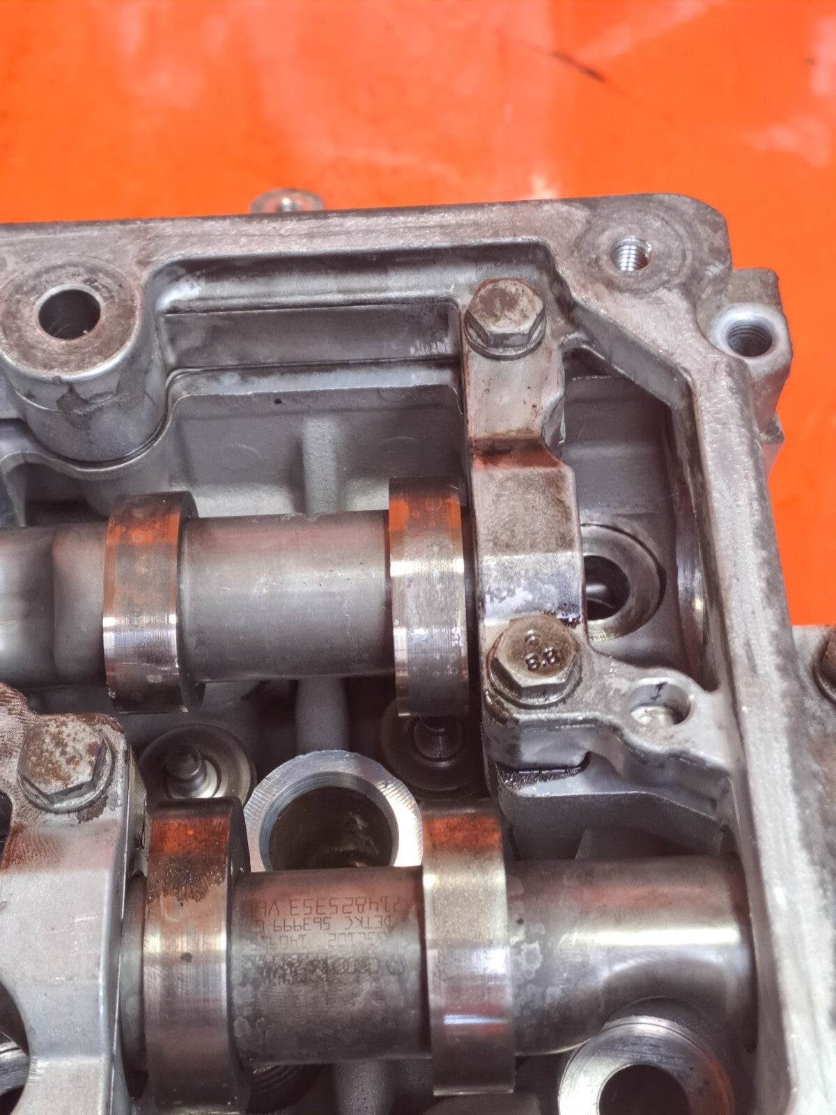 ✅Volkswagen Crafter Cr35 2017 2.0 Diesel Cylinder Head With Camshafts 03L103403 - Image 3