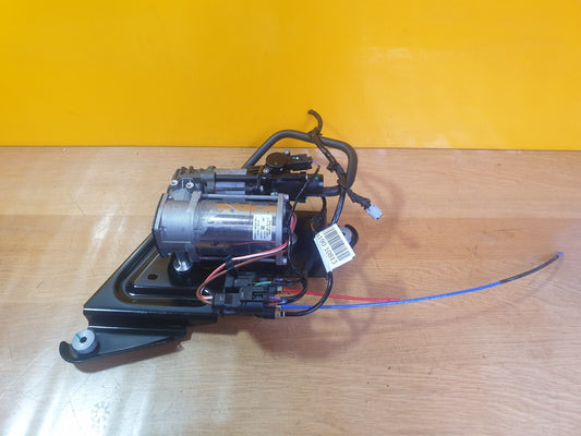 ✅2023 BMW I4 G26 E-DRIVE 40 M SPORT AIR SUSPENSION COMPRESSOR 6894450 A190 - Image 2