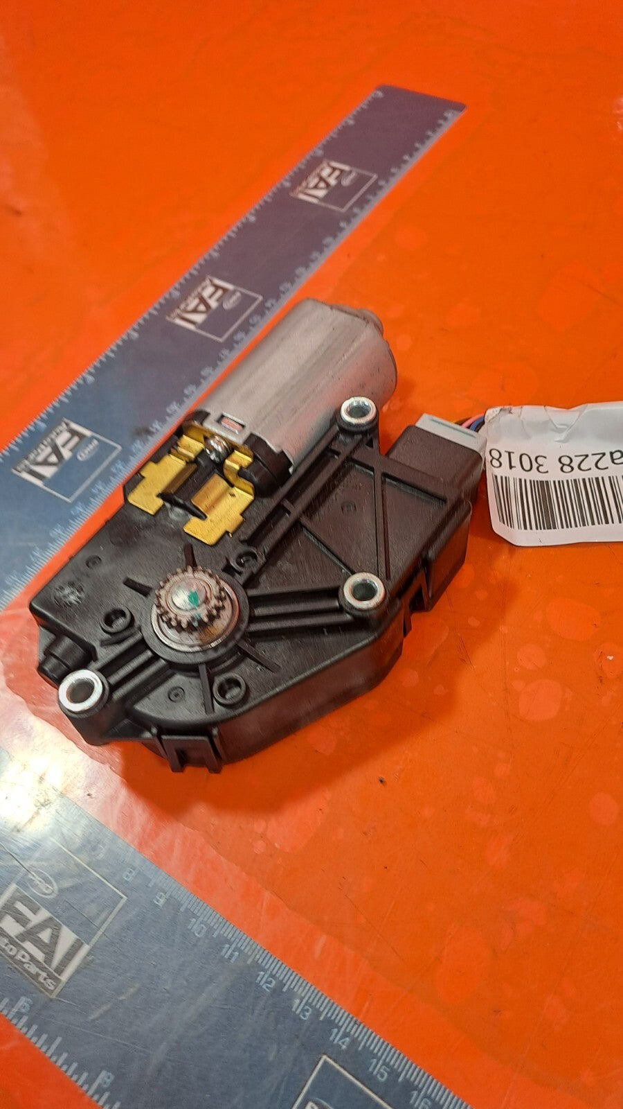 KIA XCEED 1.5 PETROL 2021 ELECTRIC SUNROOF MOTOR K8110-J7000 81680-J7900 A228 - Image 12