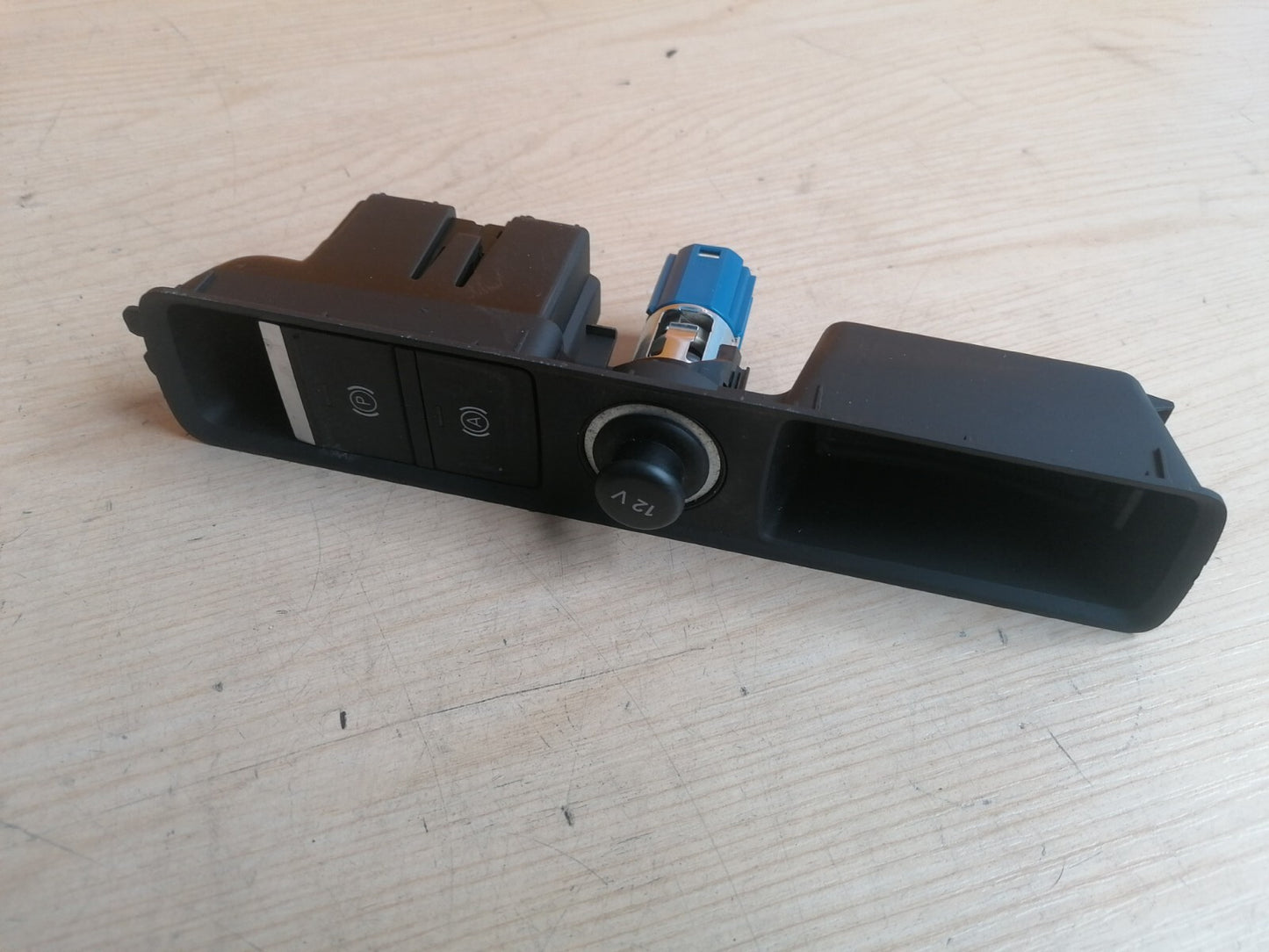 ✅2021 AUDI Q3 F3 1.5TFSI ELECTRIC HANDBRAKE RELEASE SWITCH 83C863349 + WARRANTY - Image 7