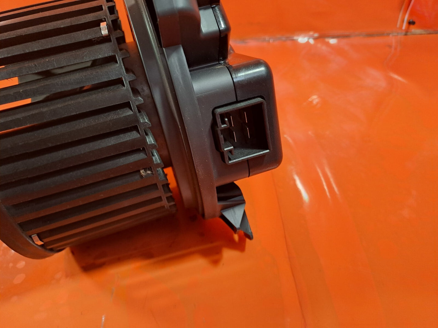 ✅2020 TESLA MODEL 3 AIR HEATER BLOWER MOTOR FAN T30231C + WARRANTY A262 - Image 4