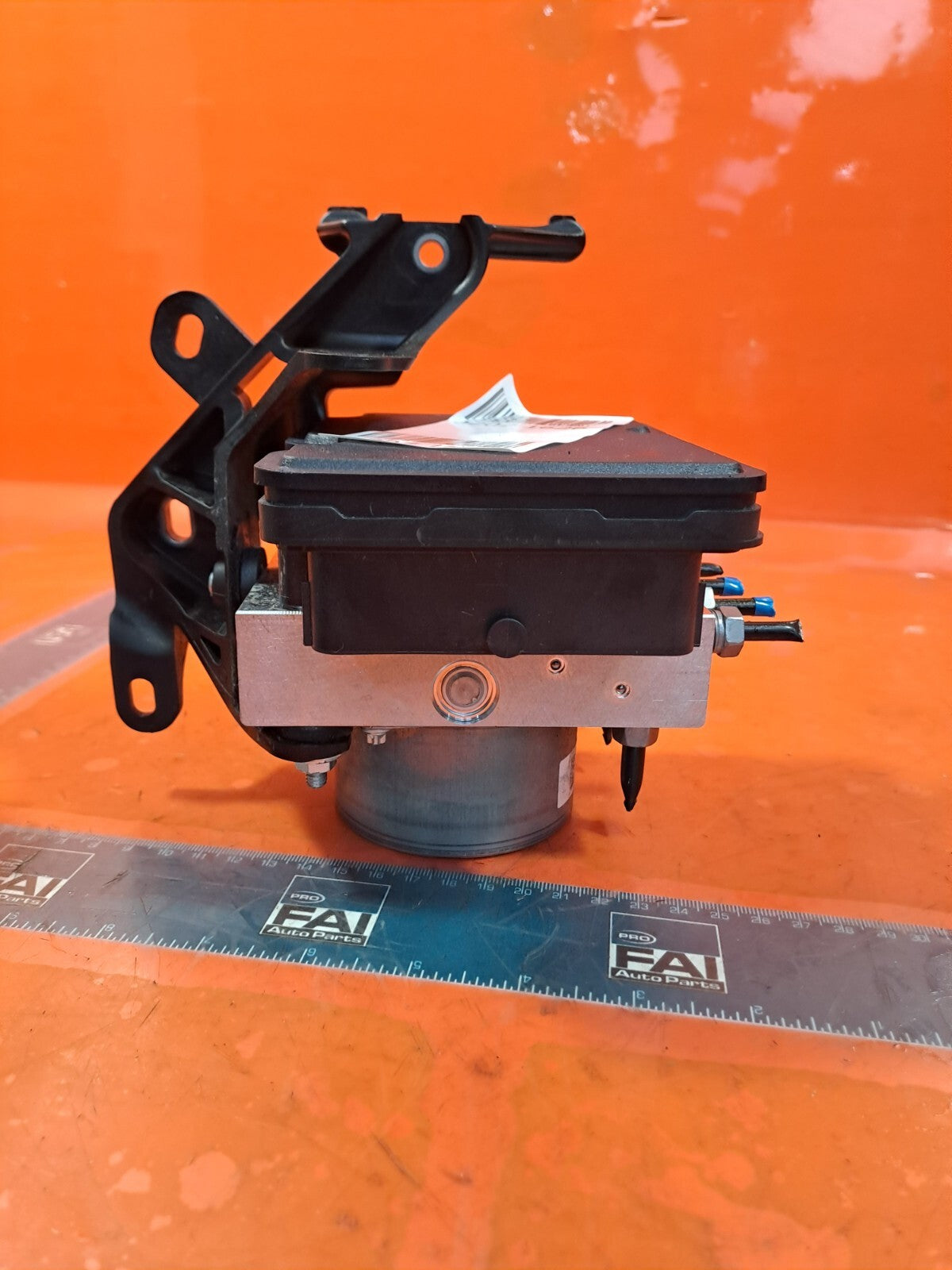 TESLA Model 3 Long 2024 PUMP MODULATOR CONTROL UNIT 1344741-00-B 1344745-00-A - Image 6