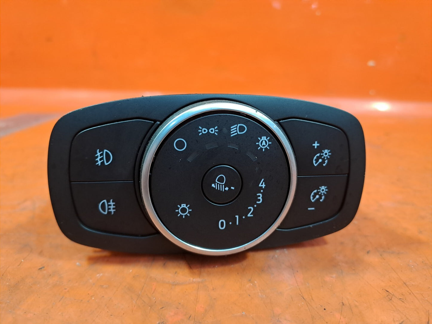 ✅2020 FORD FIESTA ACTIVE 1.0P HEADLIGHT HEADLAMP SWITCH 10507973-00 A247 - Image 1