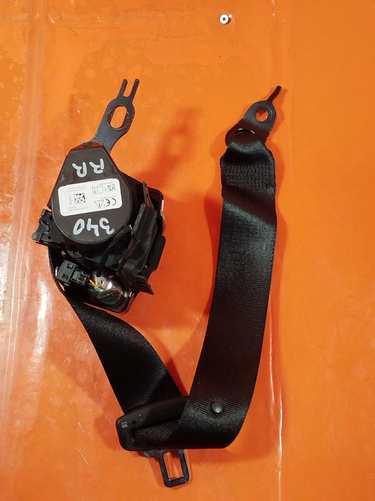 ✅BMW G20 330E 2.0 PETROL 2023 REAR RIGHT SEAT BELT S3749626308 661888200B A340 - Image 2