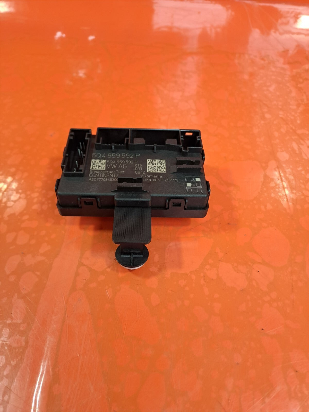 2023 CUPRA LEON VZ2 1.4P FRONT LEFT DOOR CONTROL MODULE ECU 5Q4959592P A227 - Image 2