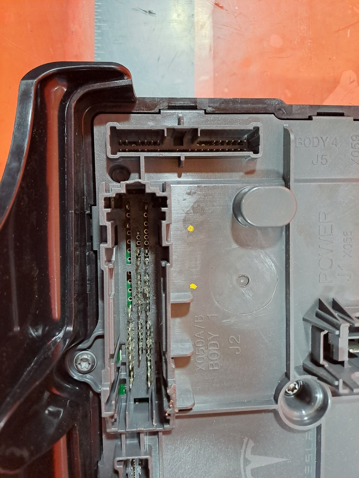 TESLA MODEL 3 LONG 2024 FRONT RIGHT LOW VOLTAGE CONTROL MODULE 1834629-10-D A207 - Image 8