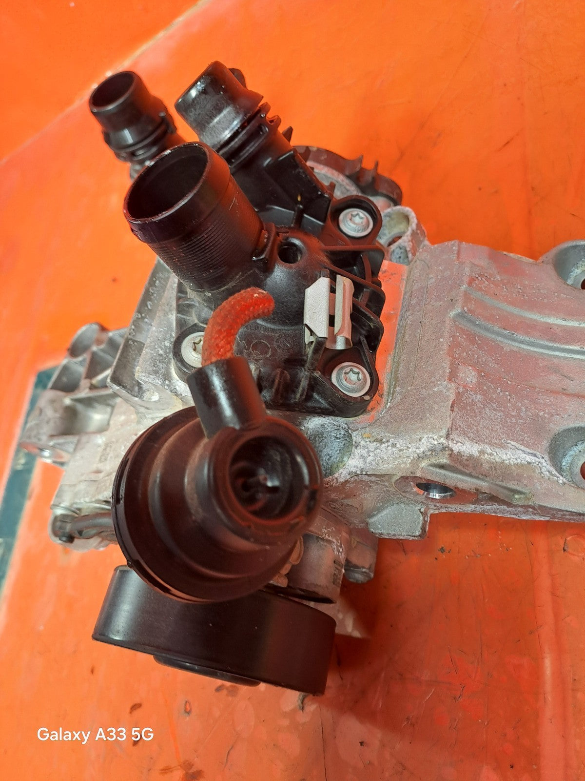 ✅BMW 220D M Sport F44 2 Series 2023 2.0 Diesel COOLANT WATER PUMP HOUSING A293 - Image 9