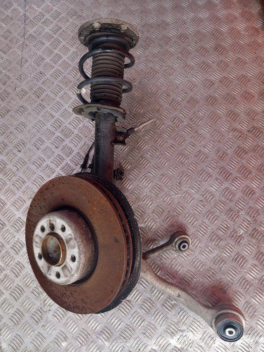 BMW F20 M140i 3.0 Petrol 2019 Front Right Suspension Leg Hub 6880944 A400 - Image 2