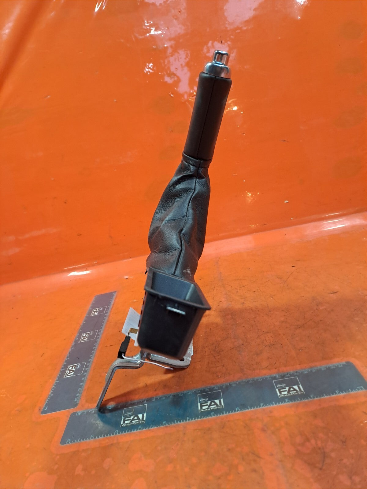✅2020 FORD FIESTA ACTIVE 1.0P HANDBRAKE LEVER ASSEMBLY H1BC2780DH +WARRANTY A247 - Image 2