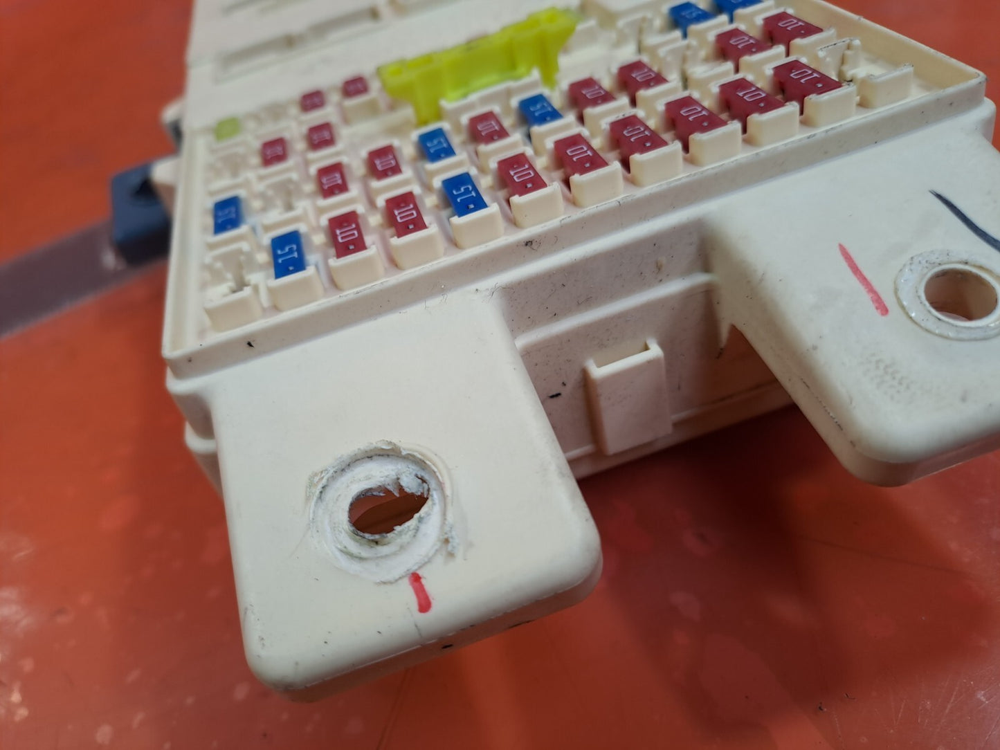 2015 SSANGYONG TIVOLI ELX 1.6P RELAY FUSE BOX 82150-35240 + WARRANTY A221 - Image 5