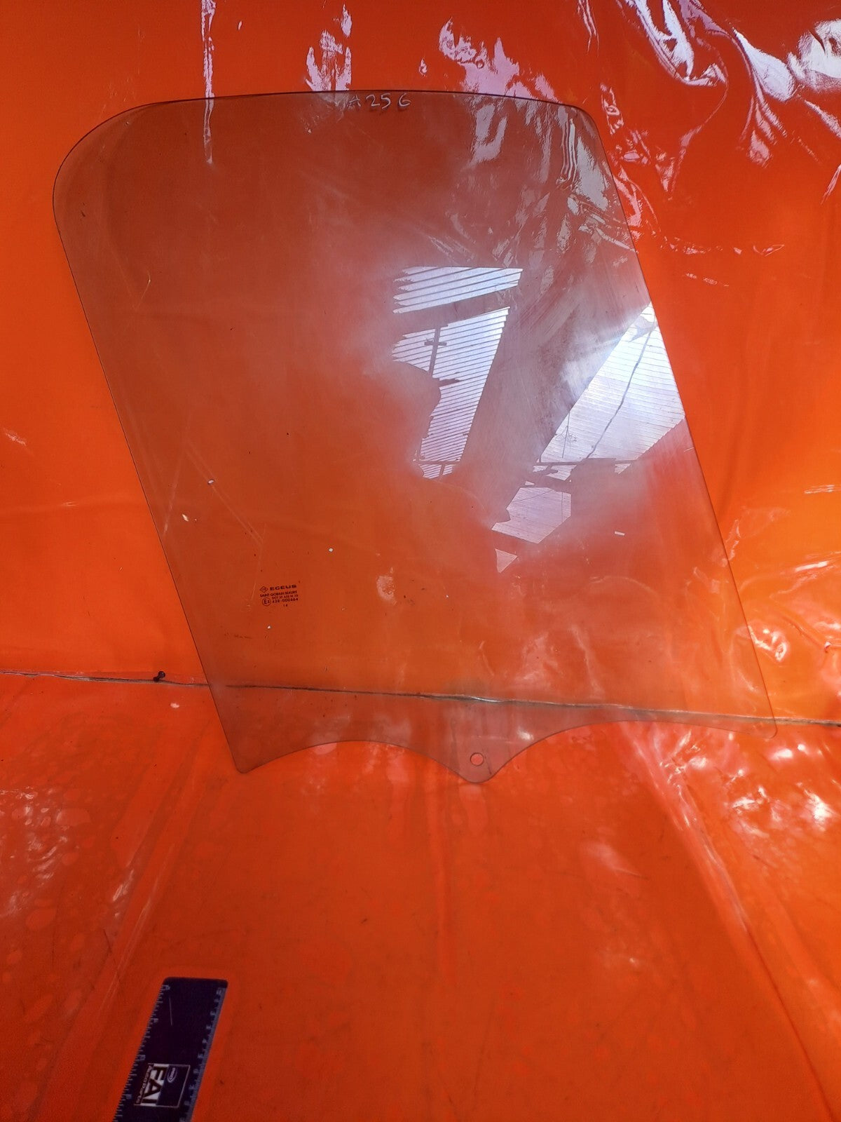 ✅RENAULT TRAFIC MK3 Sl27 1.6 DIESEL 2016 FRONT RIGHT DOOR WINDOW GLASS Warranty - Image 3