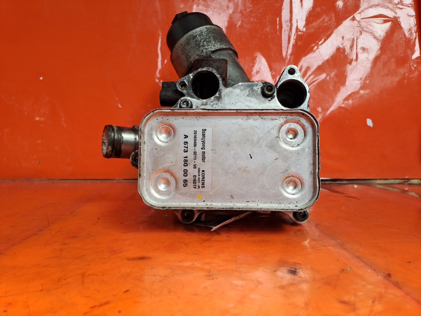 ✅2016 SSANGYONG TIVOLI ElX 1.6D WATER PUMP OIL FILTER HOUSING A6731800065 A279 - Image 4