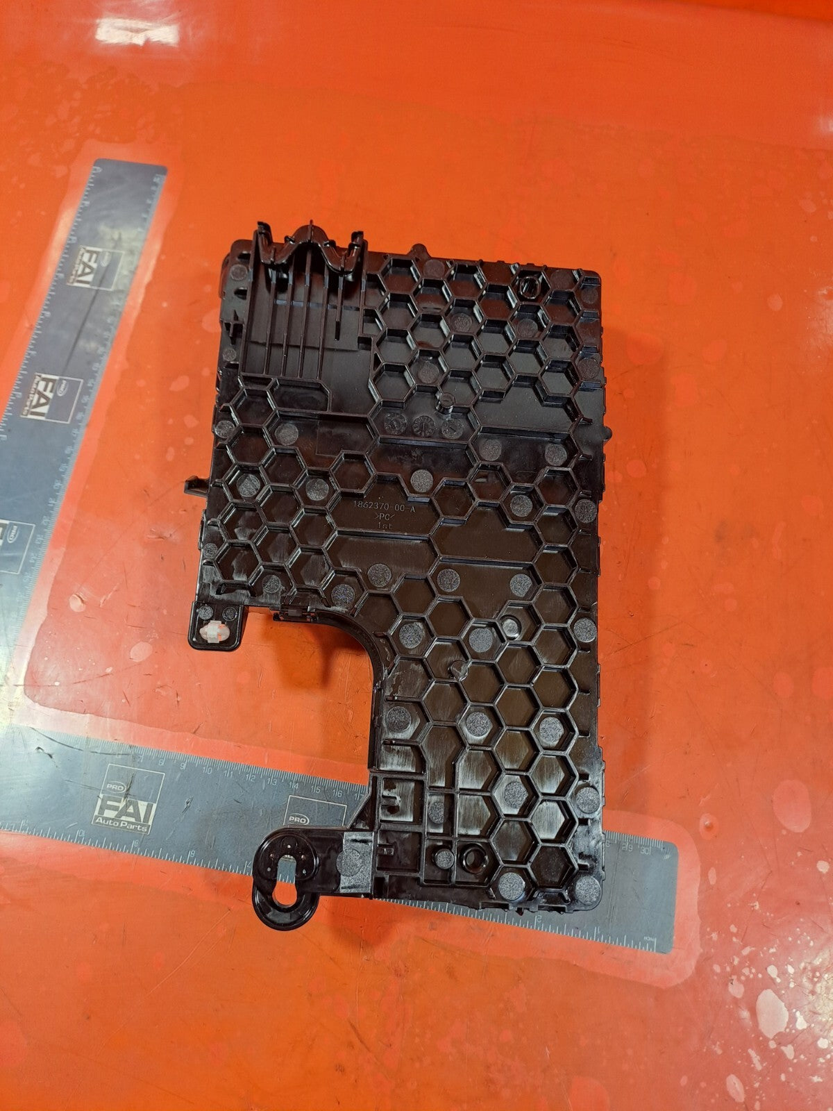 TESLA MODEL 3 LONG 2024 FRONT RIGHT LOW VOLTAGE CONTROL MODULE 1834629-10-D A207 - Image 2