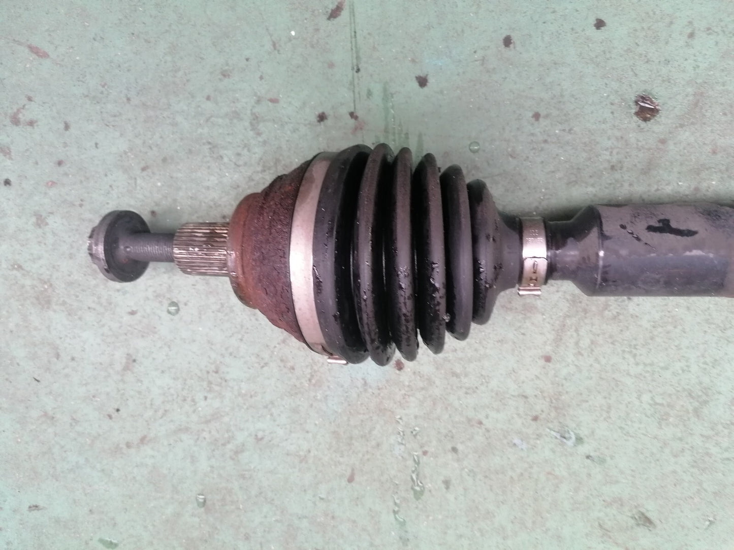 SKODA Seat VW Golf 1.4 1.2P 2016 DRIVESHAFT RIGHT SIDE 5Q0407272C - Image 2