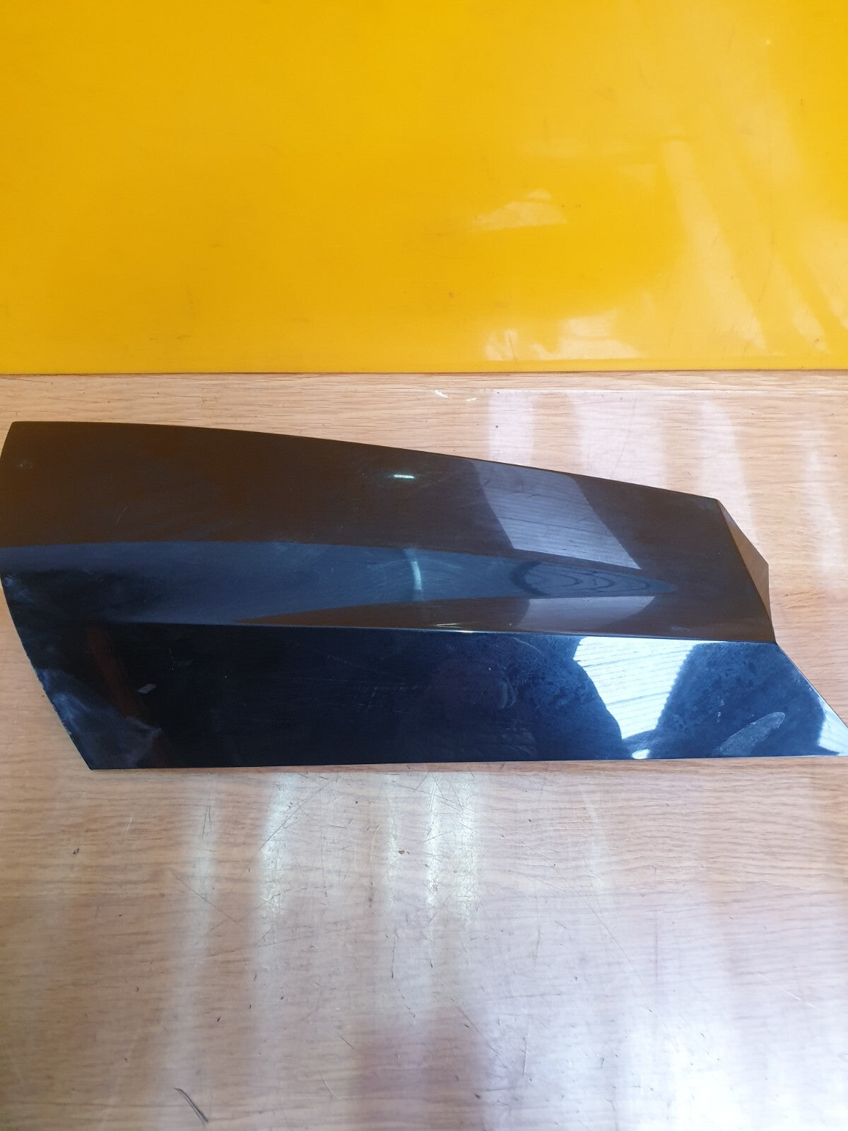 ✅2016 LAND ROVER DISCOVERY SPORT L550 REAR RIGHT PILLAR TRIM FK72-29148-AC - Image 3