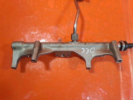 ✅2016 BMW 3 SERIES F30 FUEL INJECTION RAIL 7639975 + WARRANTY A330 - Image 2