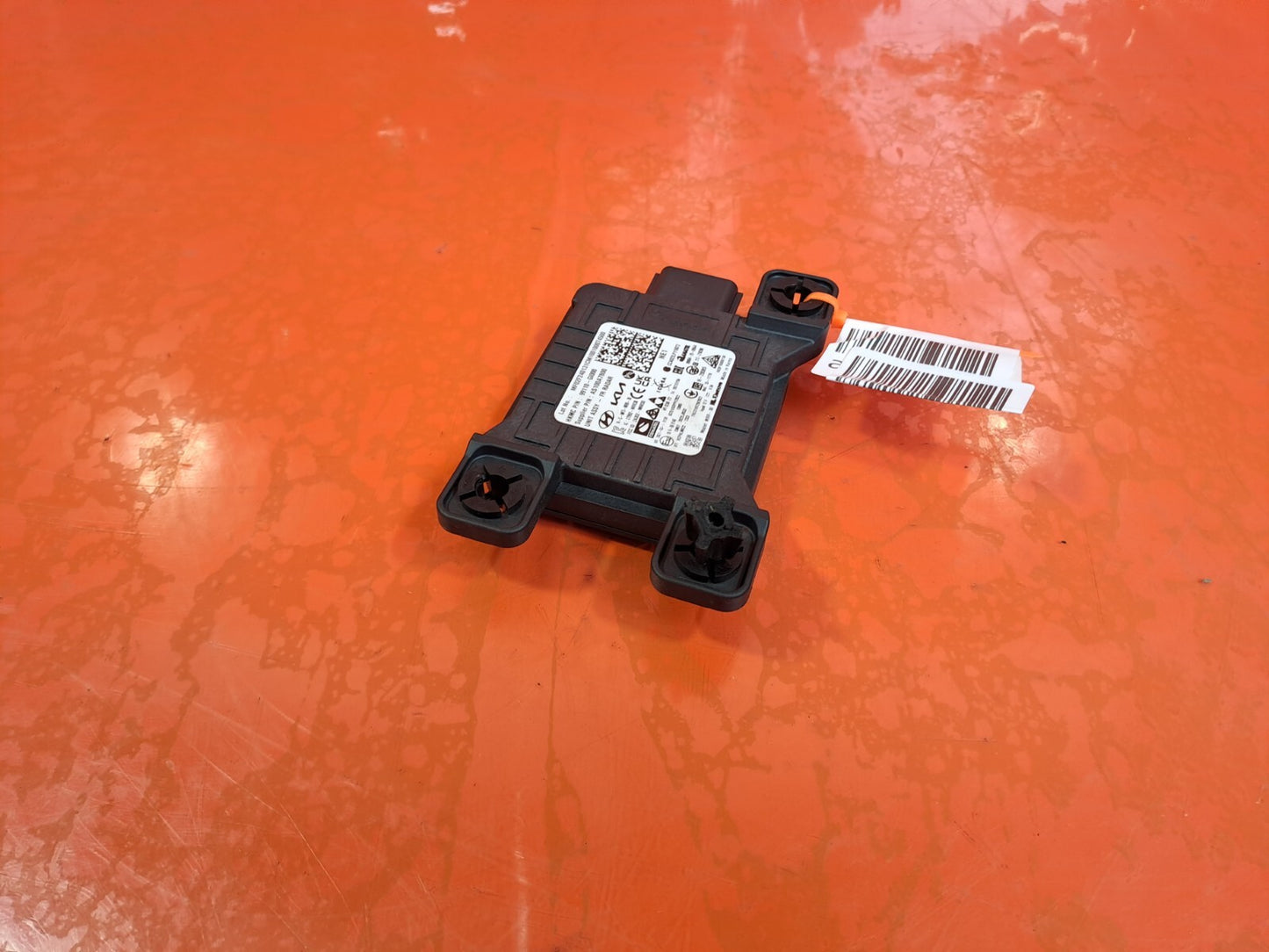2024 HYUNDAI IONIQ 5 FRONT DISTANCE CONTROL MODULE RADAR 99110-GI000 A226 - Image 9