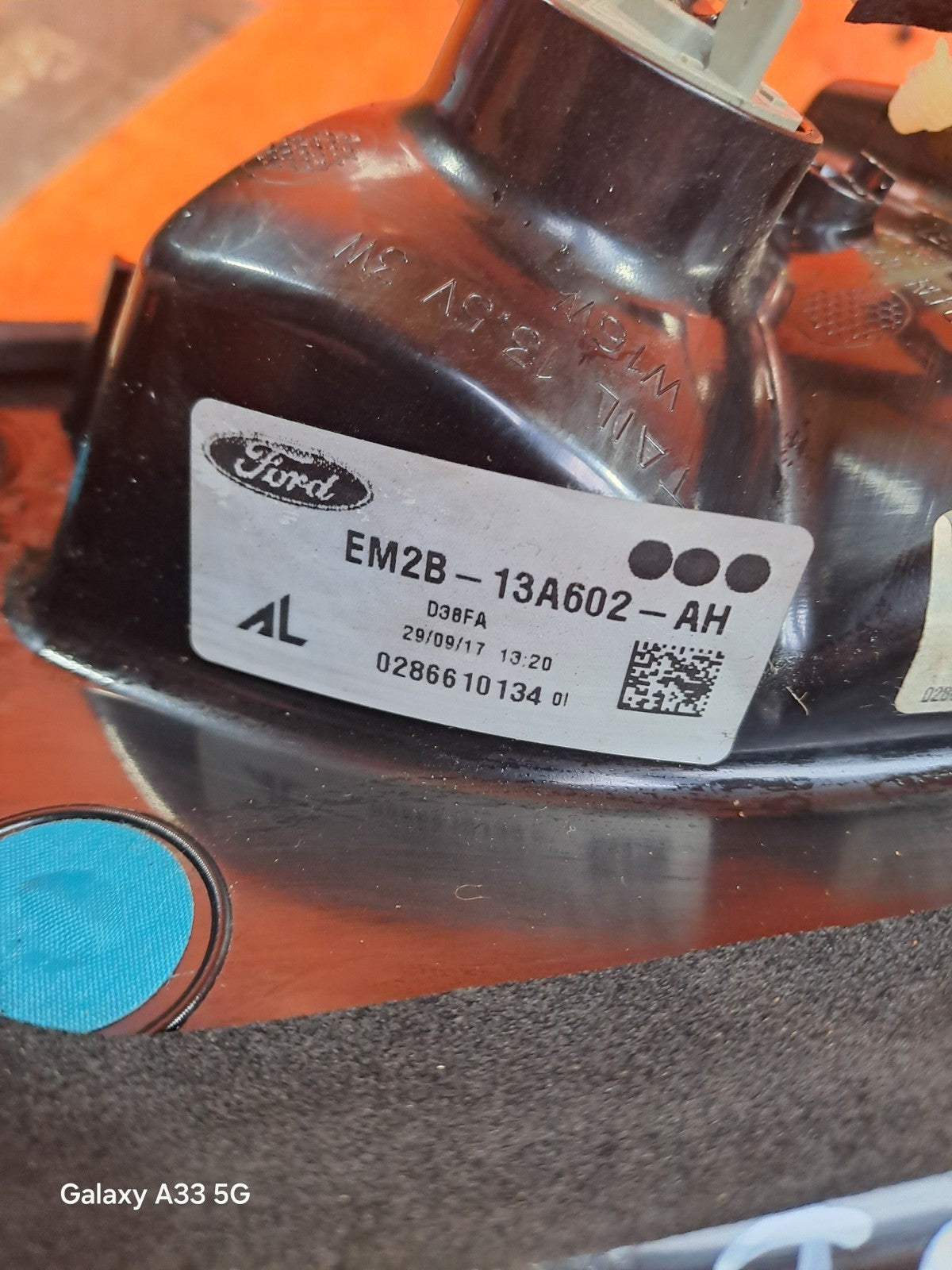 ✅FORD GALAXY ZETEC 2.0 DIESEL 2018 REAR RIGHT INNER TAIL LIGHT EM2B-13A602-AH - Image 5