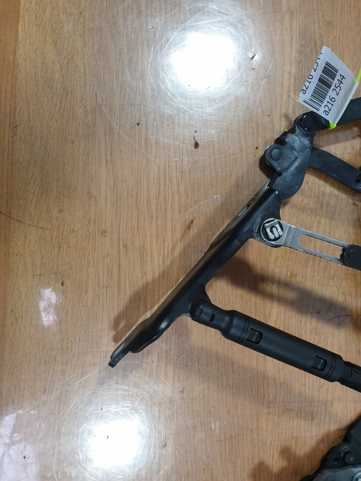 2010 BMW 5 SERIES F11 2.0D BONNET HINGE & ACTUATOR SET 7191050 7191049 A216 - Image 9