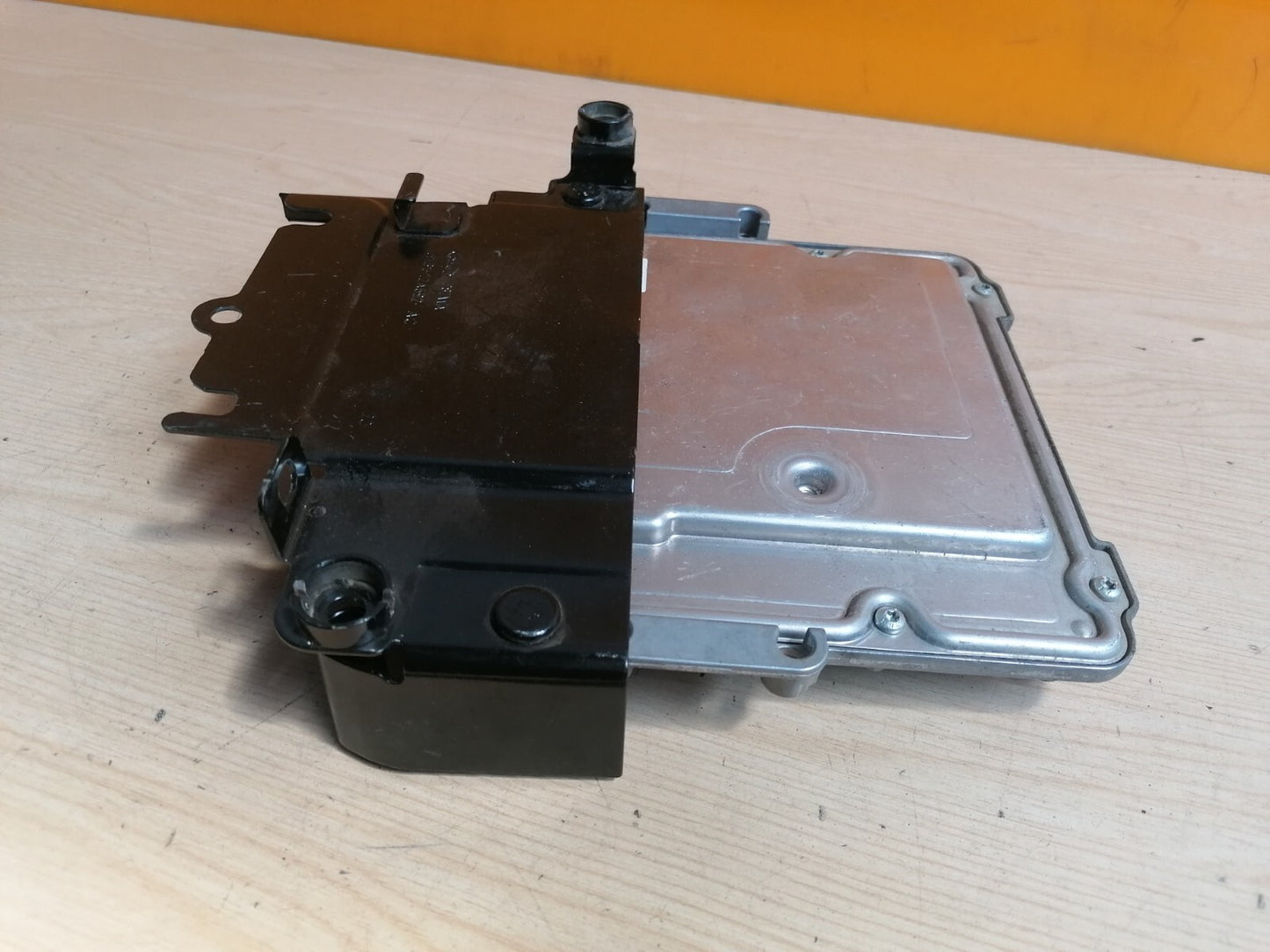 2020 FORD FIESTA MK8 1.5 TDCi ENGINE ECU HA6A-12B684-MA X00 - Image 11