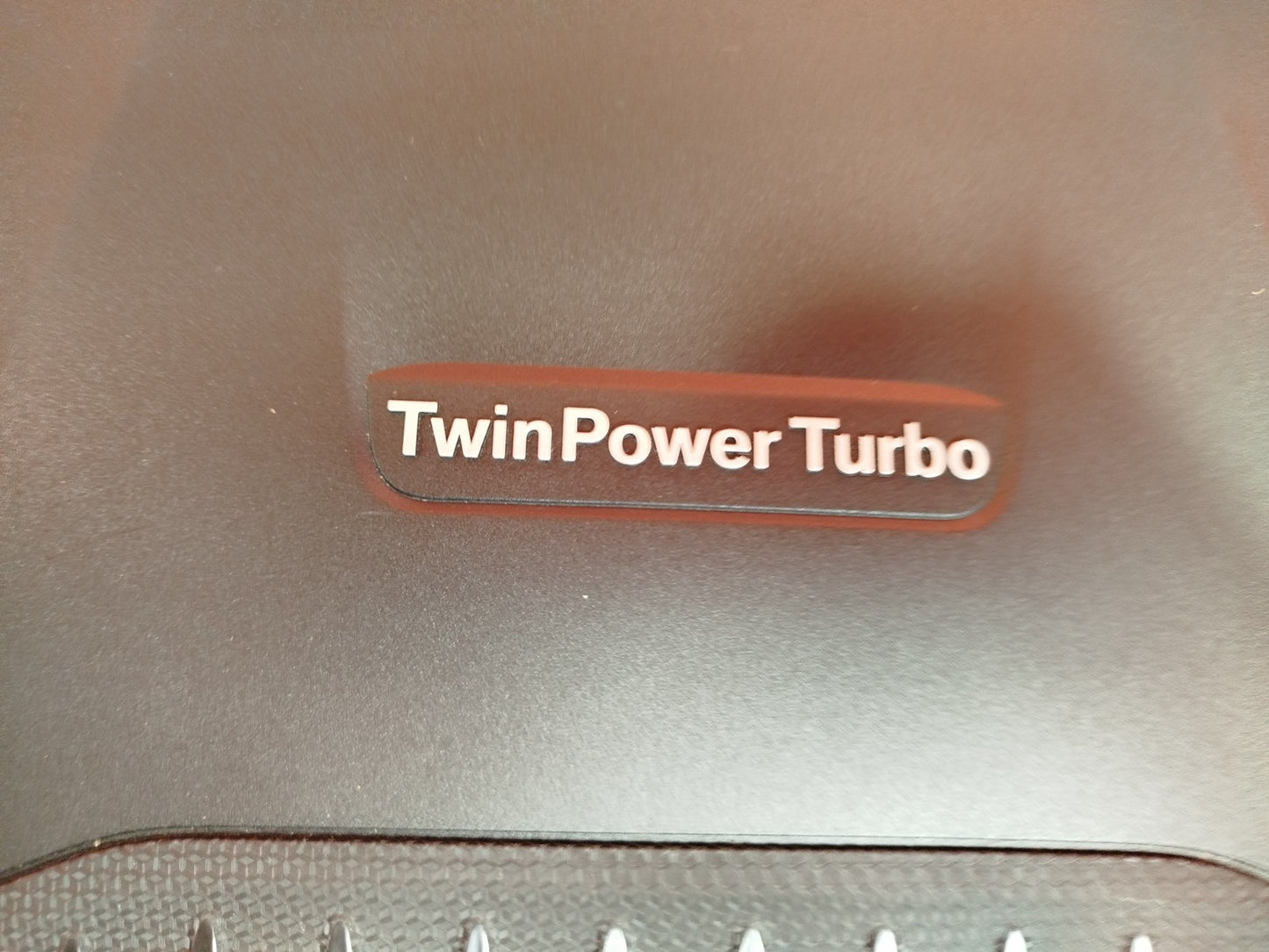 ✅2023 BMW 2 SERIES M SPORT F44 2.0D ENGINE TOP COVER 8579535 + WARRANTY A293 - Image 3
