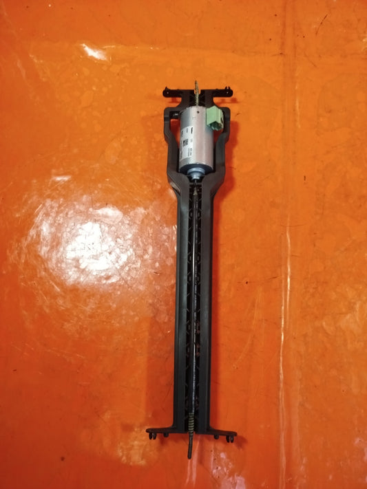 ✅2023 BMW I4 G26 E-DRIVE 40 M SPORT FRONT RIGHT SEAT ADJUSTMENT MOTOR 230819B1 - Image 2