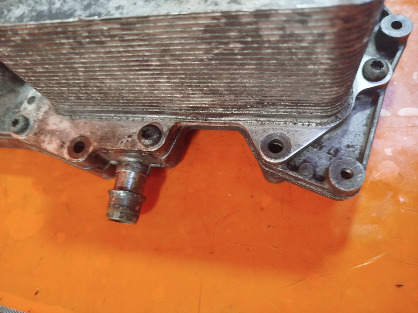 ✅2011 LAND ROVER RANGE ROVER L322 OIL FILTER HOUSING COOLER AL3Q-6B624-DB A243 - Image 12