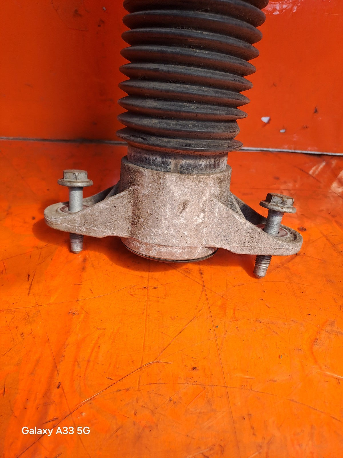 ✅TESLA MODEL 3 LONG RANGE 2020 REAR RIGHT SHOCK ABSORBER 1044461-01-E A262 - Image 2