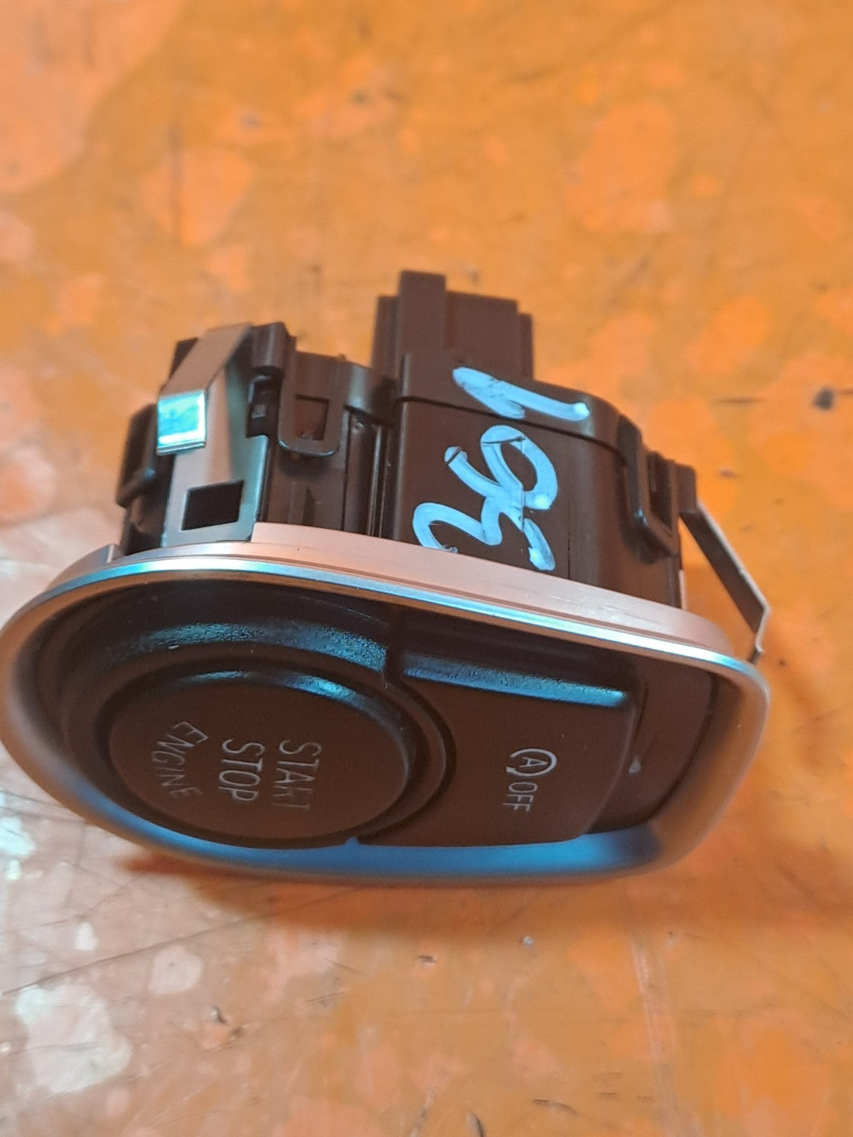 ✅BMW F22 218D SPORT 2.0 DIESEL 2015 ENGINE START STOP BUTTON SWITCH 9250734 A361 - Image 12