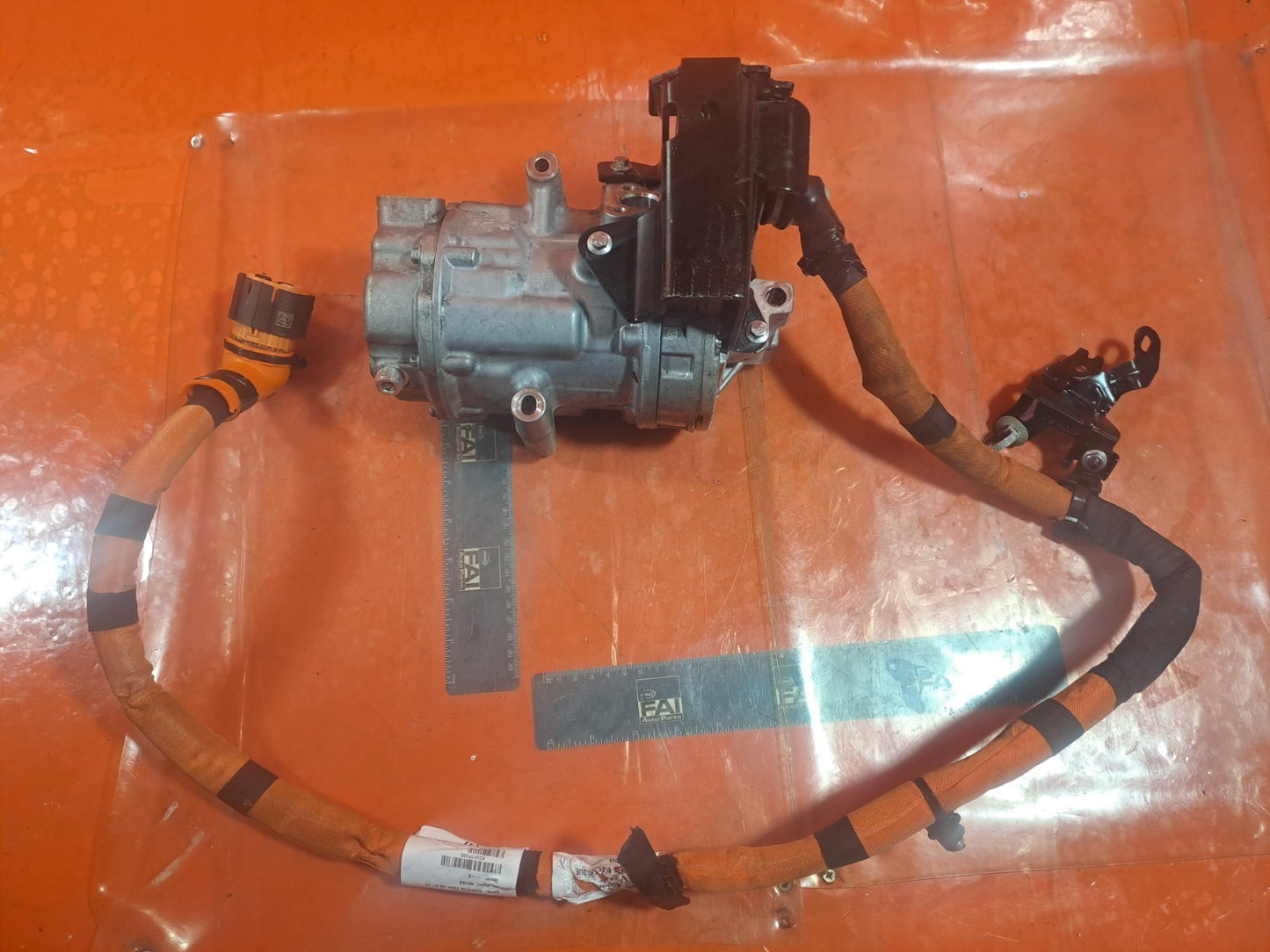 ebay-src:https://i.ebayimg.com/00/s/mtiwmfgxnjaw/z/kgoaaeswohhpcrhp/$_57.jpg