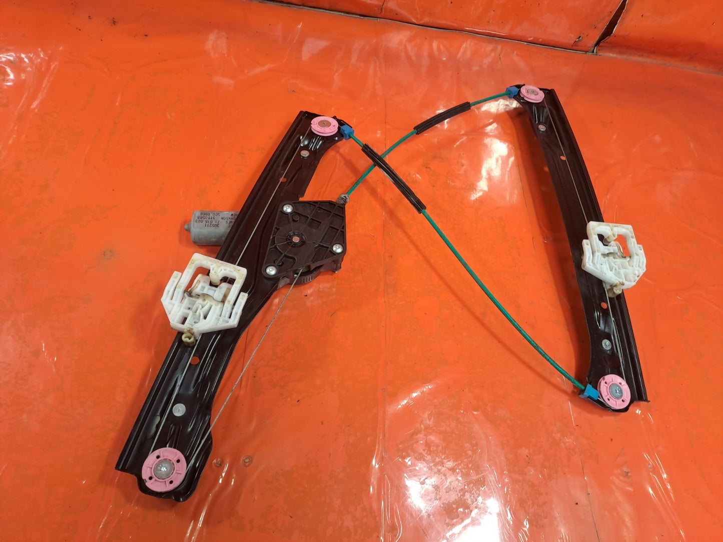 ✅BMW 118D F20 2.0 Diesel 2015 Front Left Window Regulator And Motor 7242561 A316 - Image 12