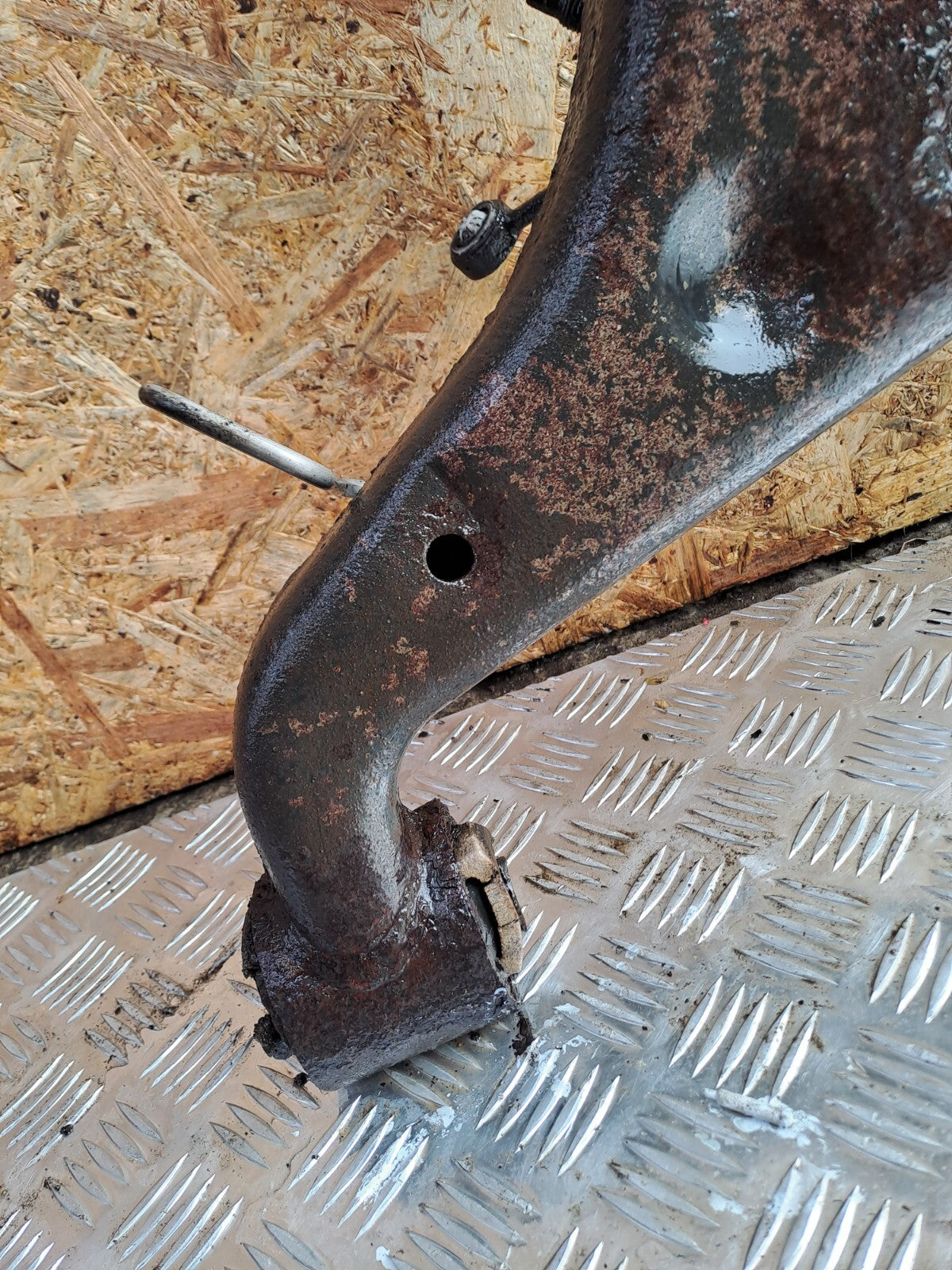 ✅2010 LAND ROVER DISCOVERY 4 L319 REAR LEFT LOWER SUSPENSION ARM + WARRANTY - Image 9
