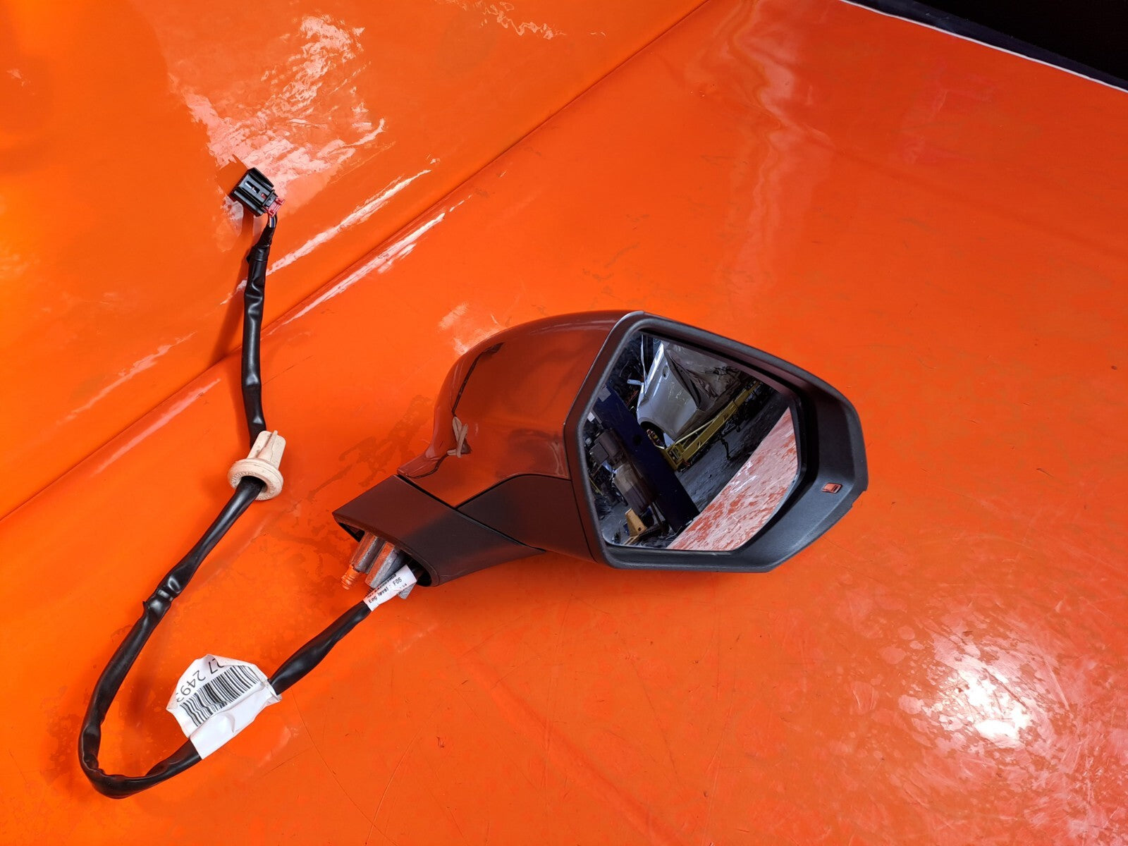 Cupra Leon VZ2 2023 1.4 Petrol FRONT RIGHT WING MIRROR SA0003853 Warranty A227 - Image 2