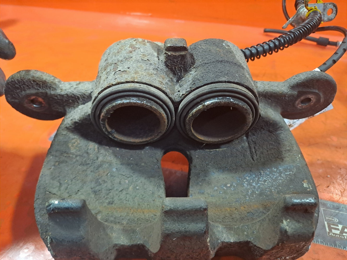 ✅2011 LAND ROVER DISCOVERY 4 L319 3.0D FRONT LEFT BRAKE CALIPER + WARRANTY A239 - Image 6