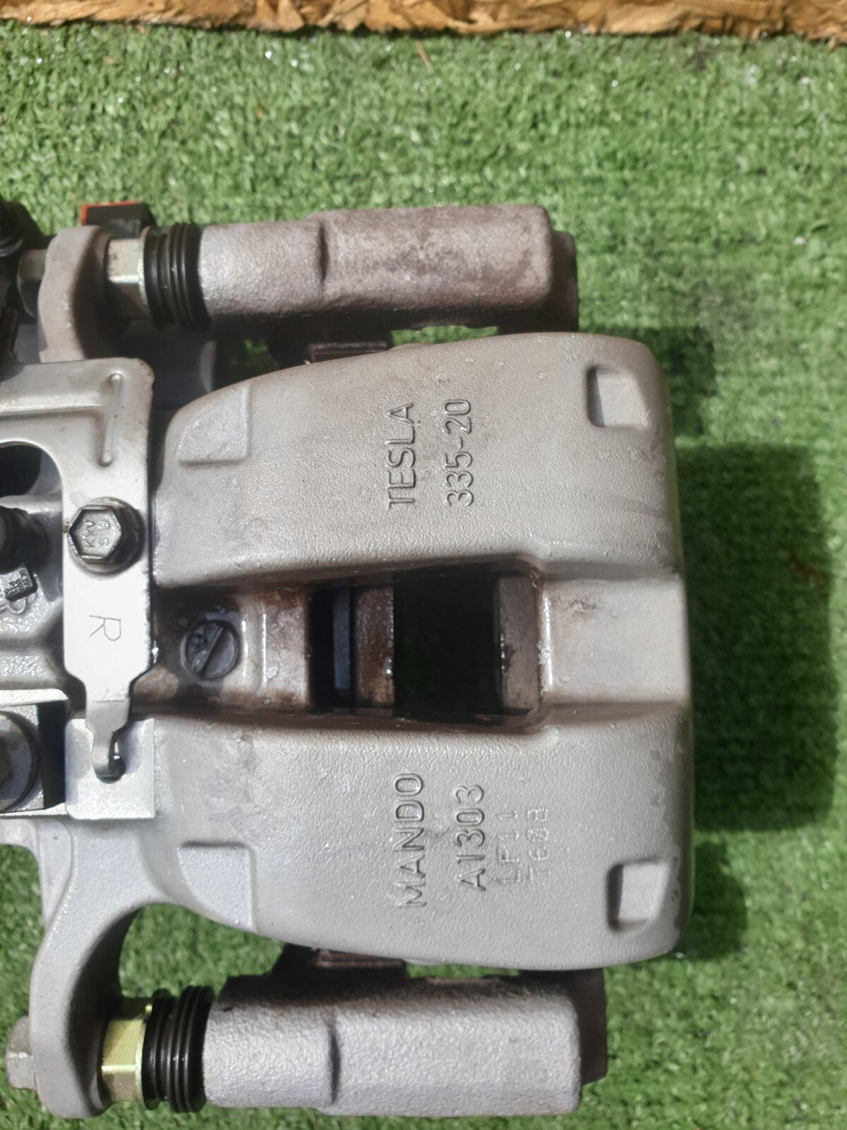 ✅2022 TESLA MODEL Y REAR LEFT BRAKE CALIPER 335-20 + WARRANTY A172 - Image 3