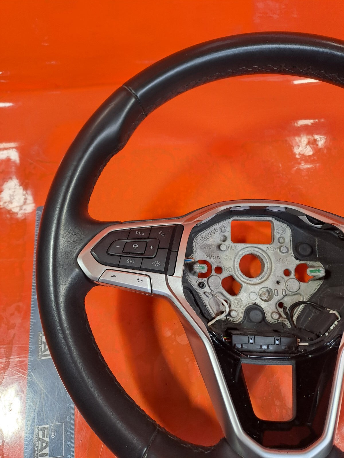 2023 VW TAIGO LIFE 1.0P STEERING WHEEL 6380998 + WARRANTY A219 - Image 2