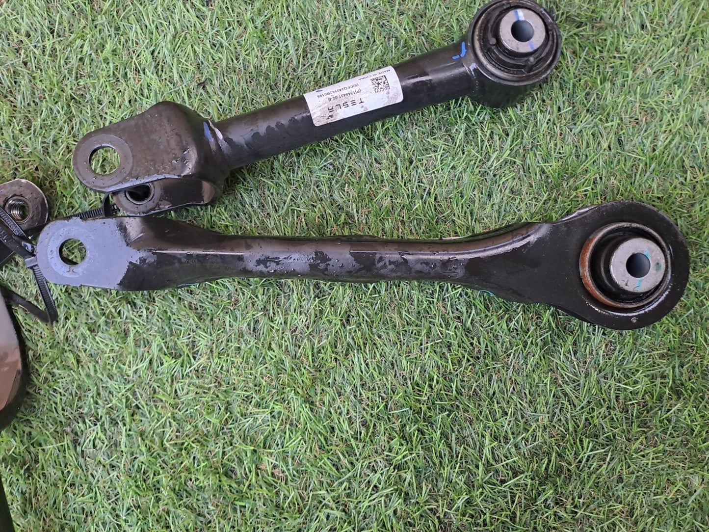 2024 TESLA MODEL 3 LONG REAR RIGHT SUSPENSION ARMS x4 + WARRANTY A207 - Image 11