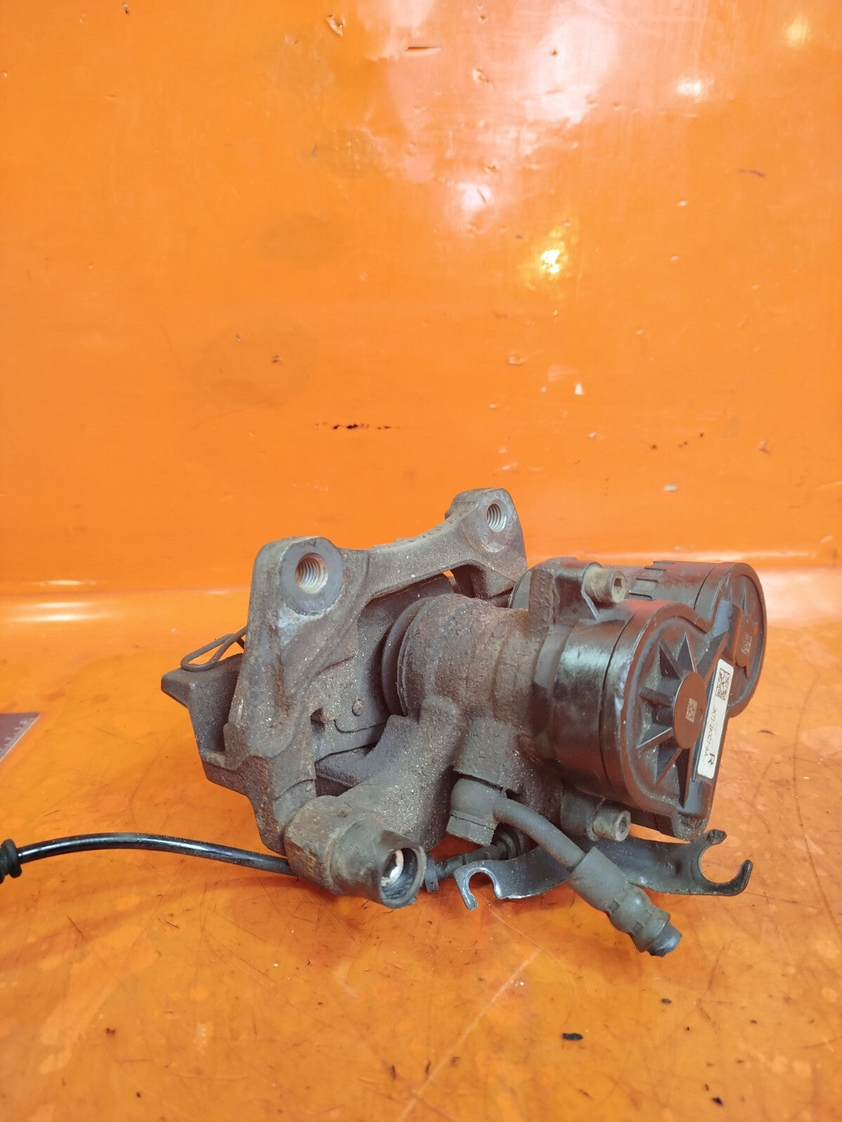 ✅2019 JAGUAR E-PACE X540 REAR RIGHT BRAKE CALIPER JK72-2K327-AA + WARRANTY xAA - Image 11