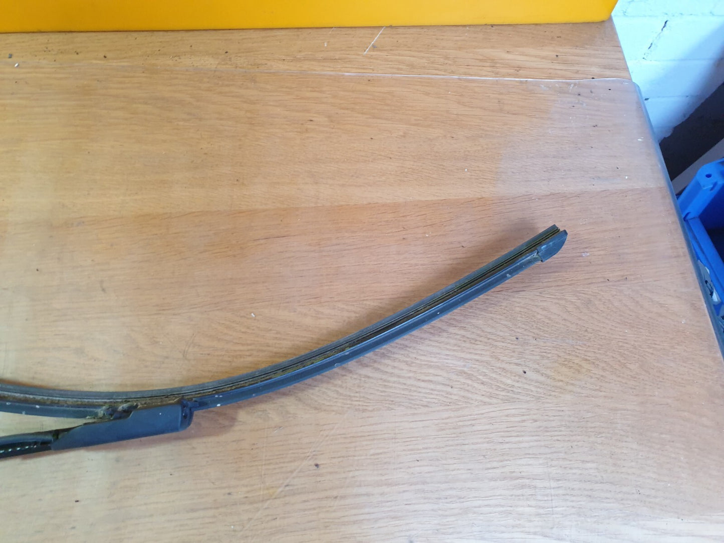 ✅2022 TESLA MODEL Y FRONT RIGHT WIPER ARM WITH BLADE + WARRANTY A172 - Image 2