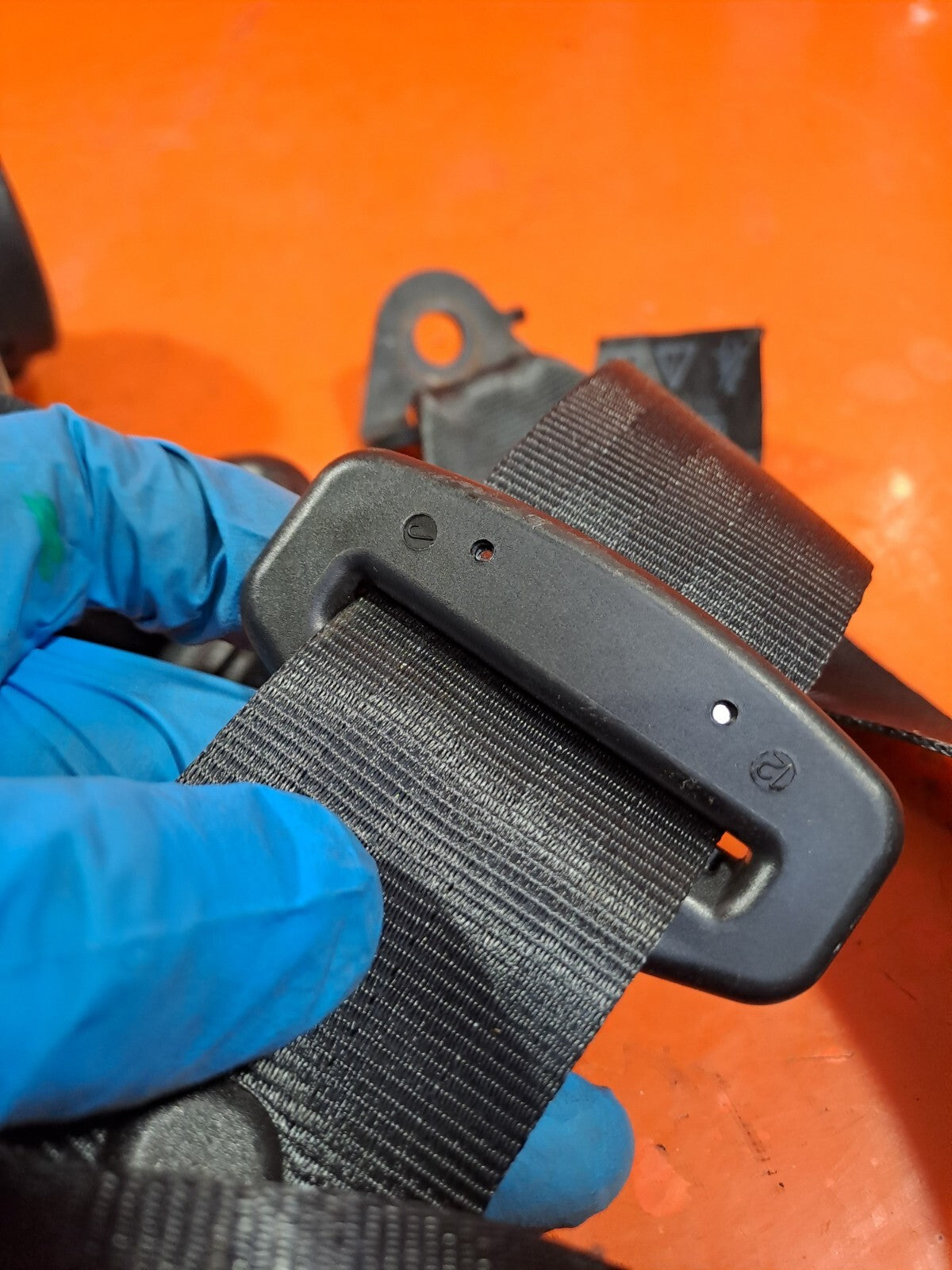 ✅2011 LAND ROVER DISCOVERY 4 L319 3.0D REAR LEFT SEAT BELT 4H22-N611B68-ABW 239 - Image 12