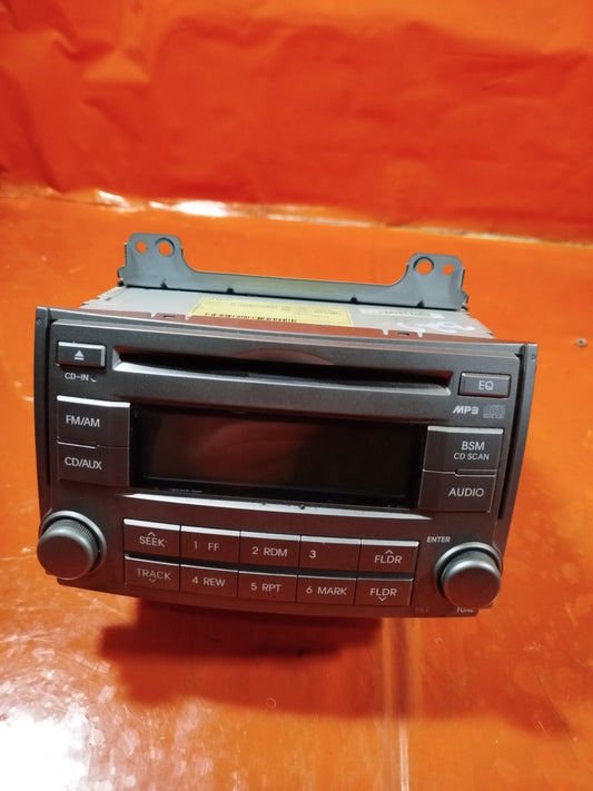 ✅2010 HYUNDAI I800 CD RADIO STEREO PLAYER HEAD UNIT 961004H520AMKL WARRANTY A325 - Image 2