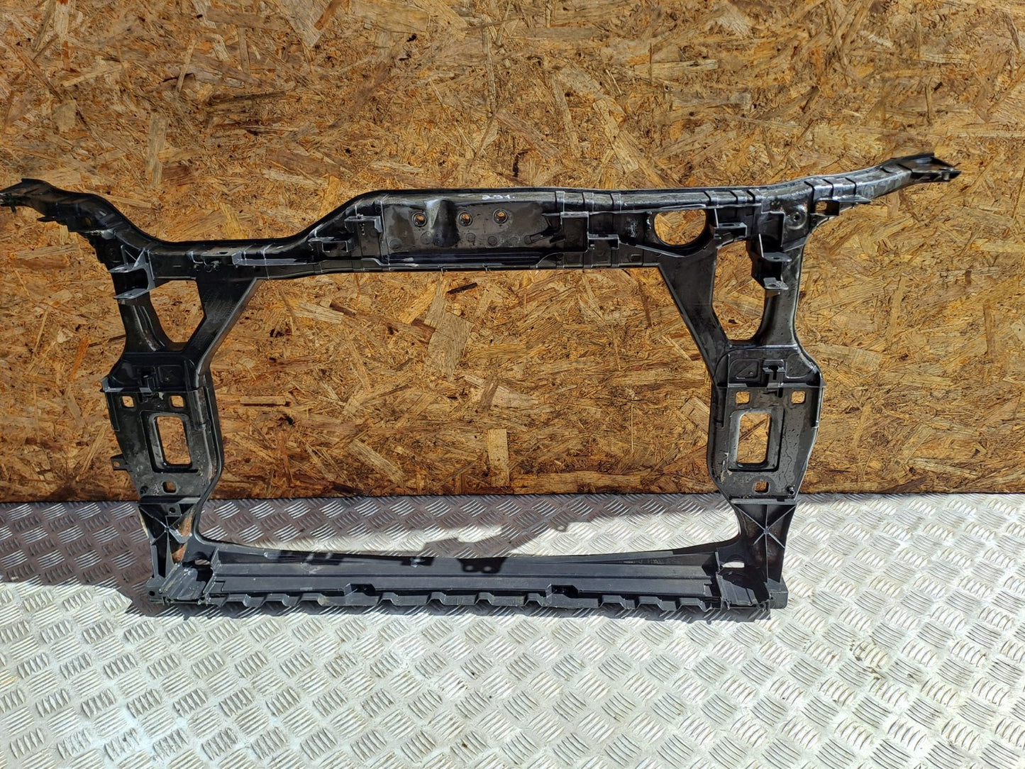 ✅AUDI Q5 S LINE 2.0 DIESEL 2012 FRONT SLAM PANEL RADIATOR SUPPORT 8R0805594B - Image 3