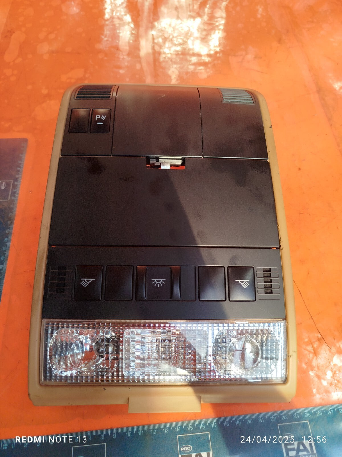 ✅2010 PORSCHE CAYENNE 9PA FRONT INTERIOR ROOF READING COURTESY LIGHT 7L5951171 - Image 5